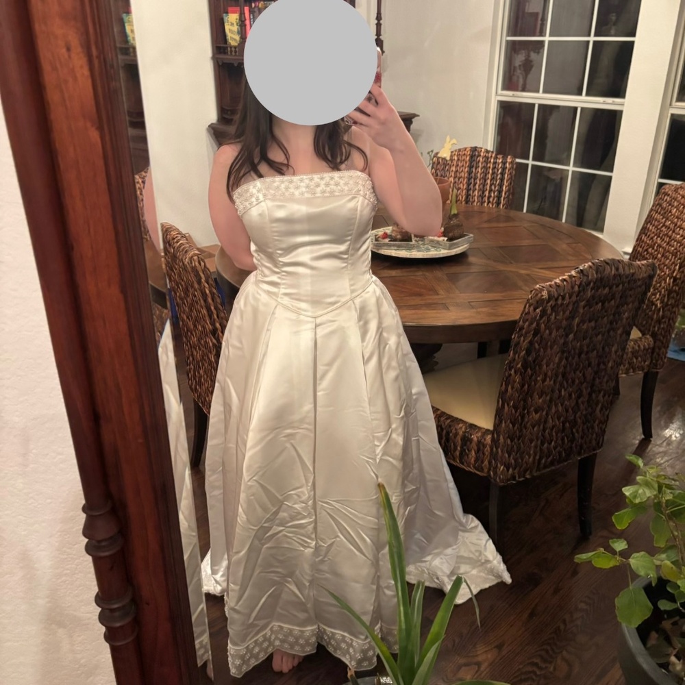 Demetrios Vintage Wedding Dress
